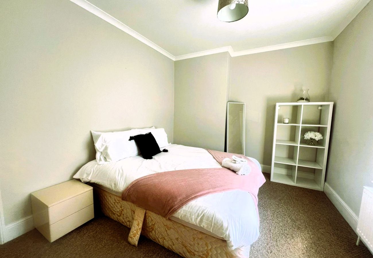 House in Newmarket - Hyperion