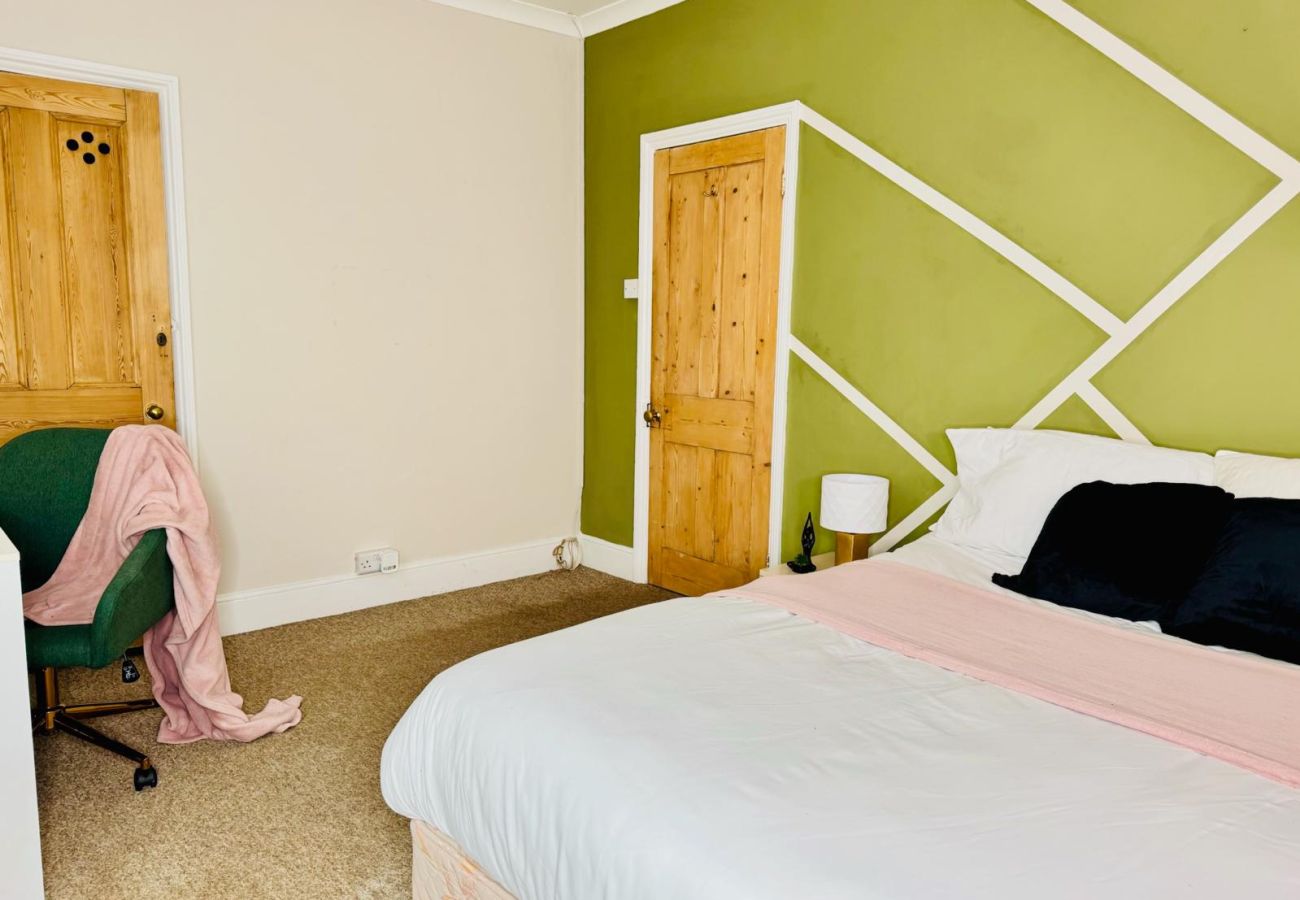 House in Newmarket - Hyperion