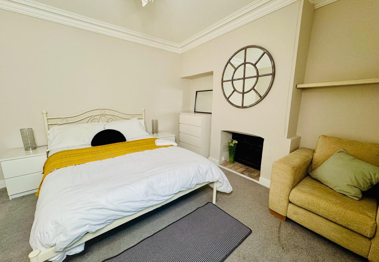 House in Newmarket - Hyperion