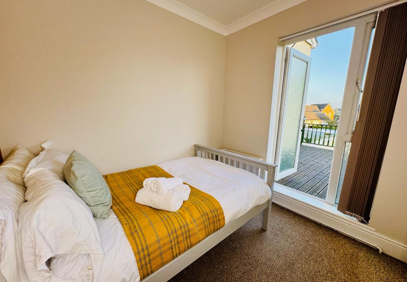 House in Newmarket - Hyperion