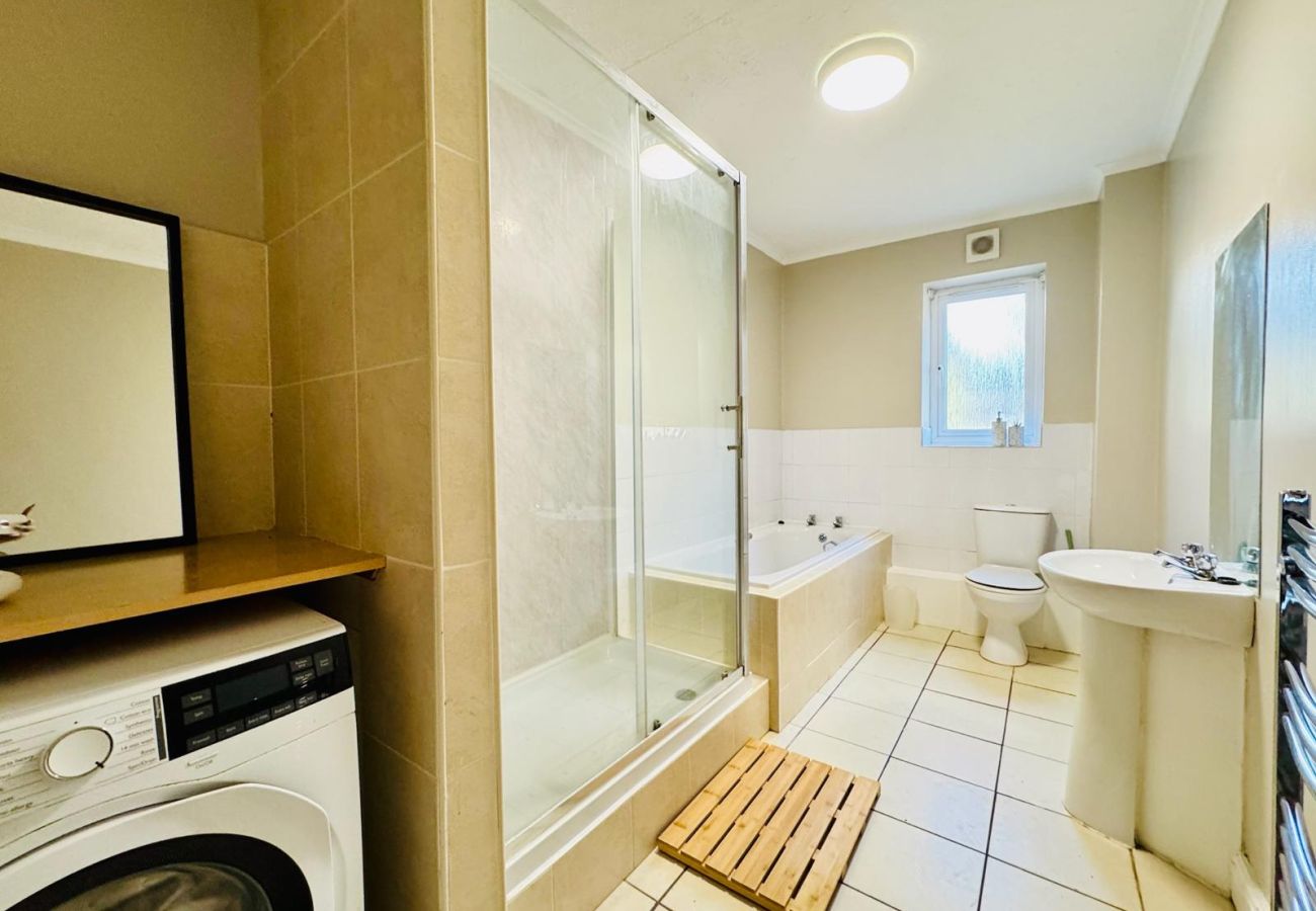 House in Newmarket - Hyperion