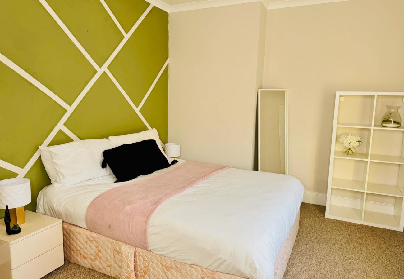 House in Newmarket - Hyperion