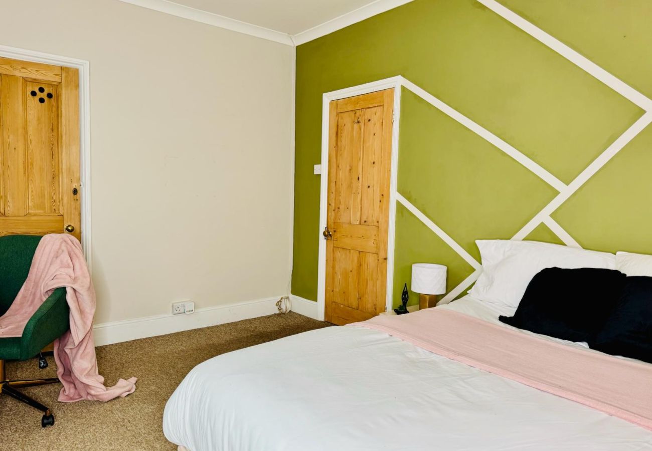 House in Newmarket - Hyperion