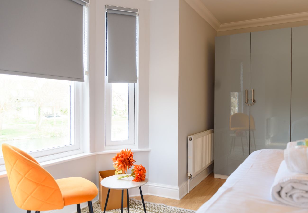 House in Cambridge - Riverside