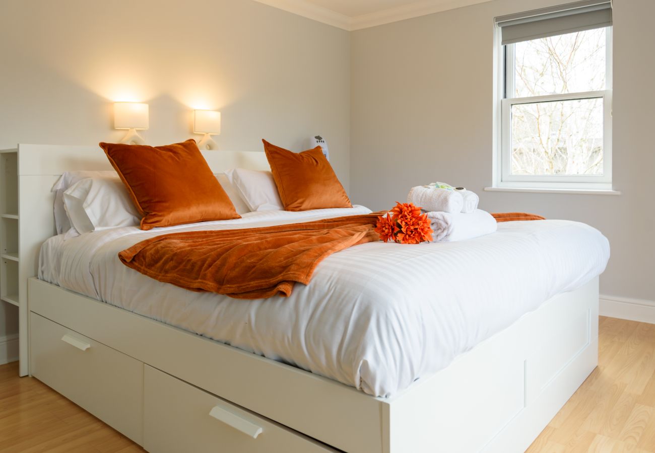 House in Cambridge - Riverside