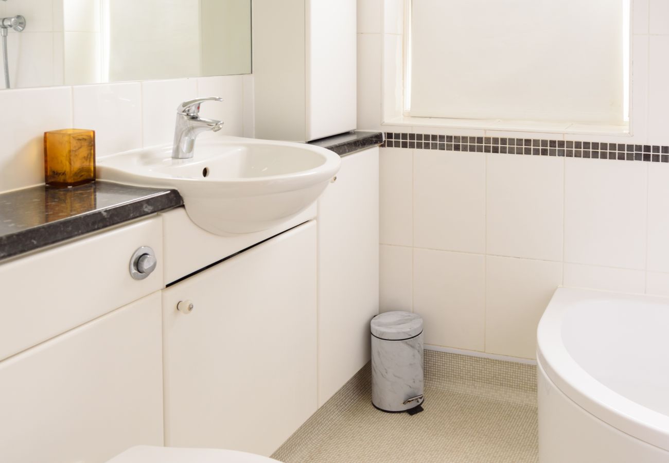 House in Cambridge - Riverside