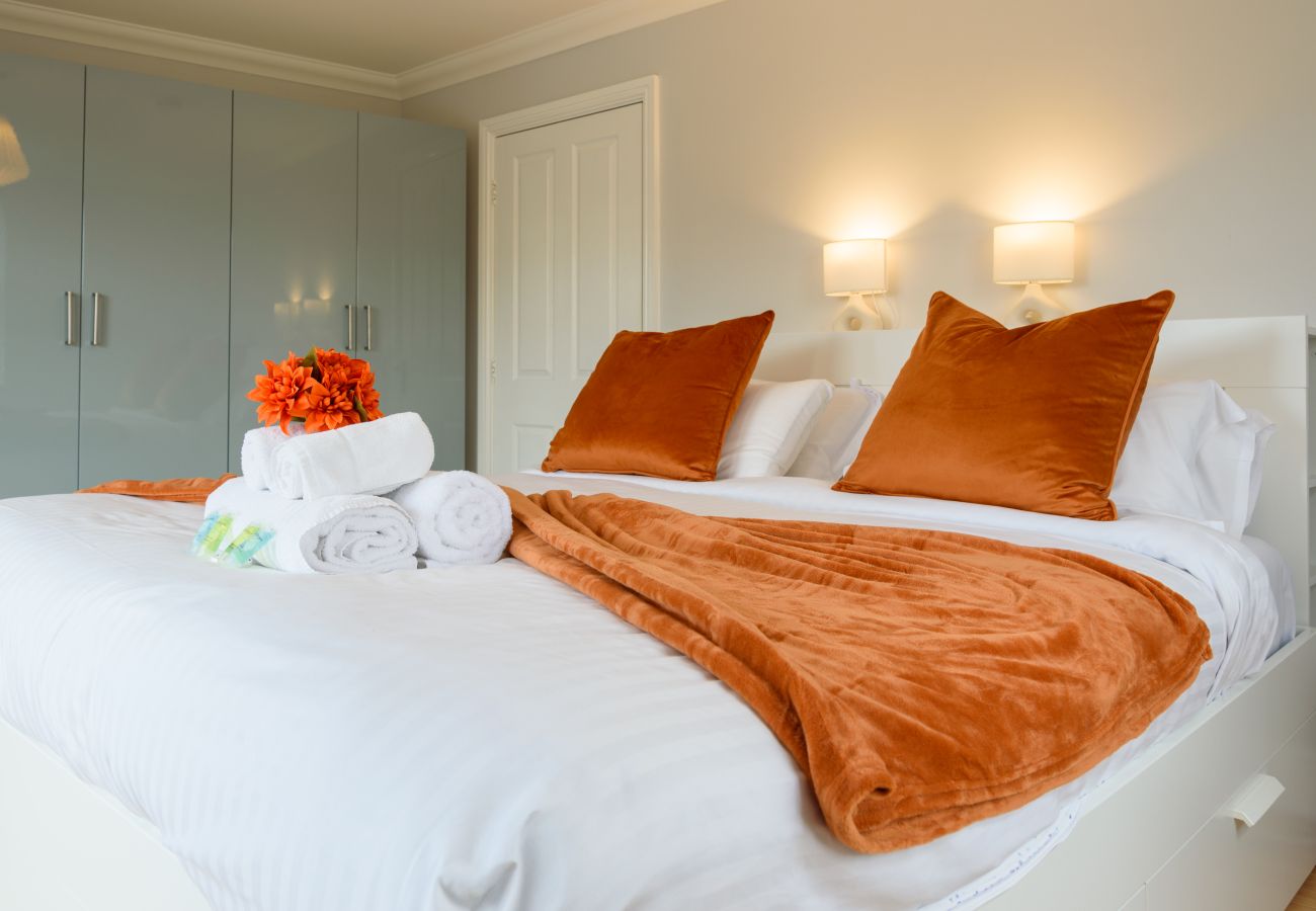 House in Cambridge - Riverside