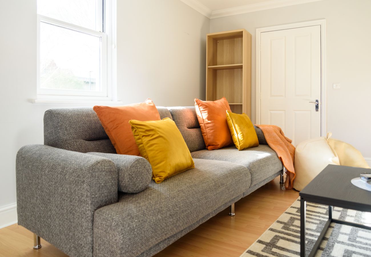 House in Cambridge - Riverside