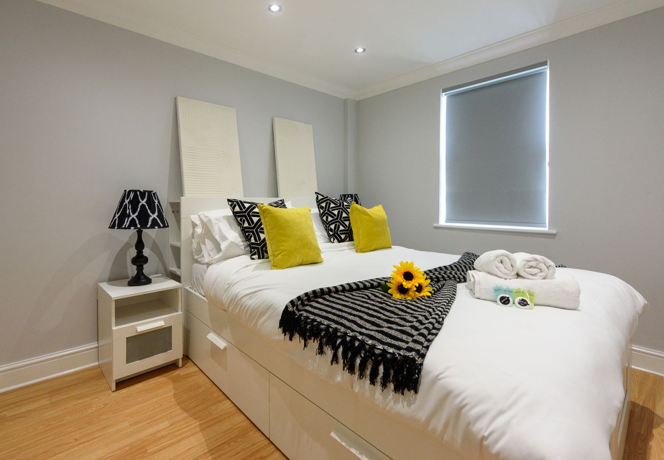 House in Cambridge - Riverside