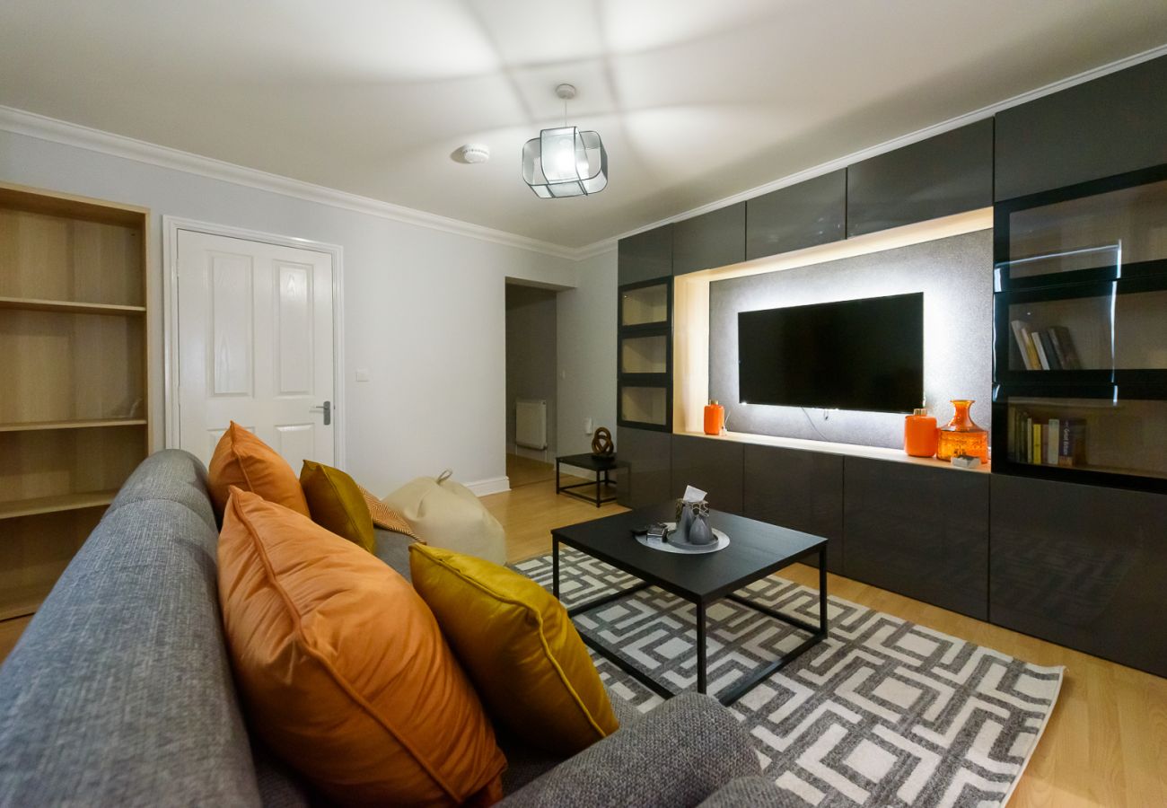 House in Cambridge - Riverside