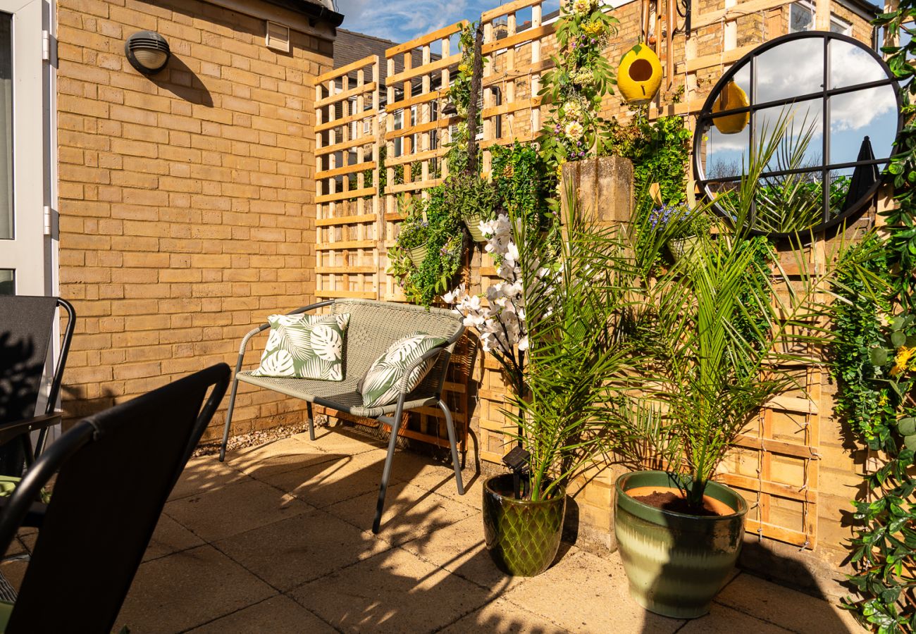 House in Cambridge - Riverside