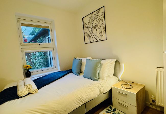 Bungalow in Cambridge - Peridot House