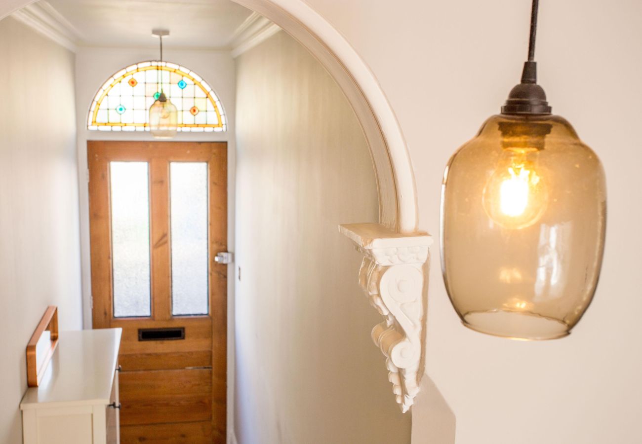 Terraced House in Cambridge - Angelite