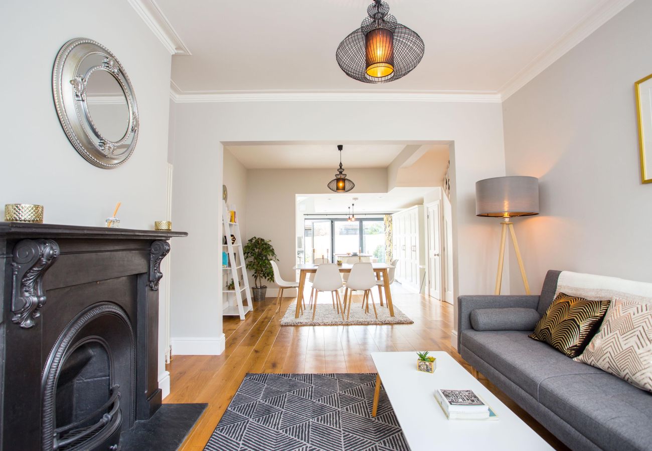 Terraced House in Cambridge - Angelite
