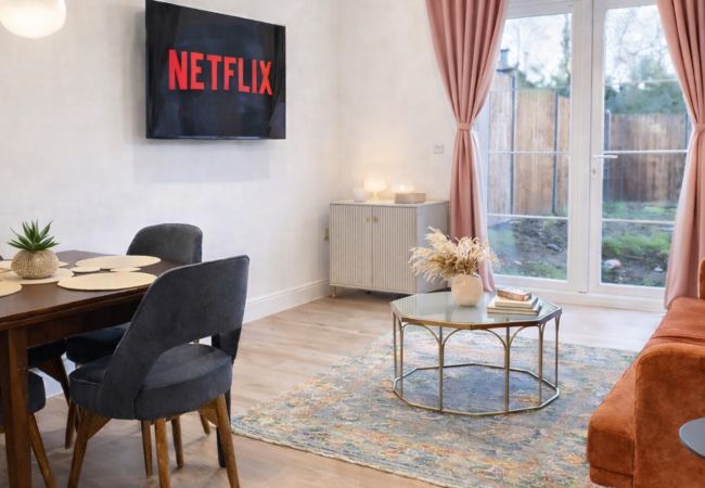 Apartment in Newmarket - Louisville Flat 4